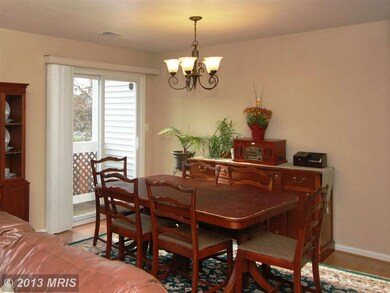 12889 Grays Pointe Rd unit B, Fairfax, VA 22033 - photo 5