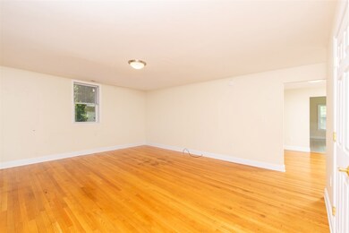 604 Middlebrook Rd, Staunton, VA 24401 - photo 3