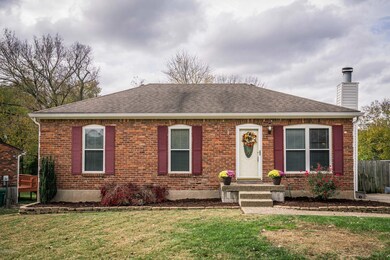 7914 Rochelle Rd, Louisville, KY 40228 - photo 2