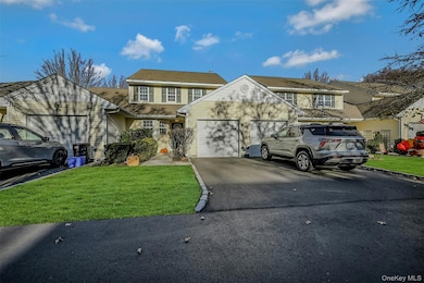 50 Strawberry Commons, Riverhead, NY 11901 - photo 3