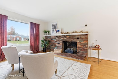 4302 Kinloch Rd, Louisville, KY 40207 - photo 3