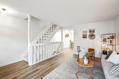 872 Sheldrake Ct unit 21B, Columbus, OH 43085 - photo 2