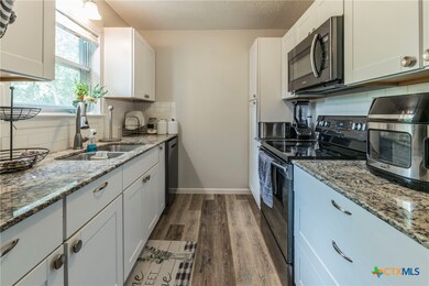 810 W Washington Ave, Copperas Cove, TX 76522 - photo 4