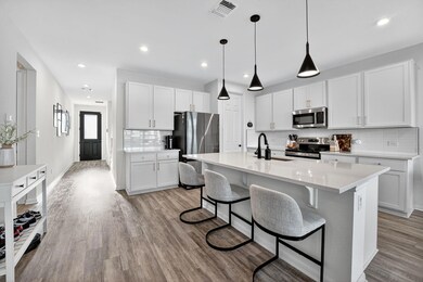 637 Seabiscuit Dr, Jarrell, TX 76537 - photo 5