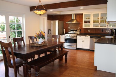 Kitchen/Dining