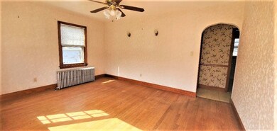 40 Pocasset Ave, Tiverton, RI 02878 - photo 2