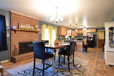 1900 W Shawntel Smith Blvd, Muldrow, OK 74948 - photo 5