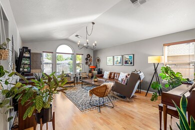 2_2667 sw garden meadow dr-01