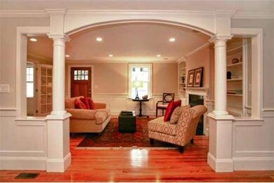 15 Bromfield St, Newburyport, MA 01950 - photo 4