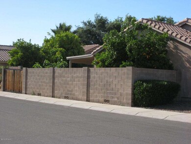 Side View -RV Gate.JPG
