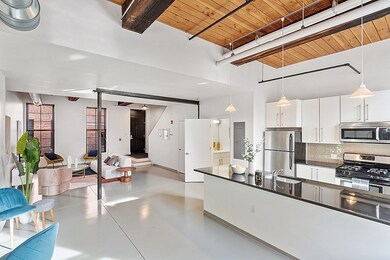 Cable Mills unit 1RR_U1, Williamstown, MA 01267 - photo 3