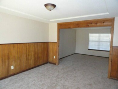 4728 Tate Dr, Oklahoma City, OK 73115 - photo 4