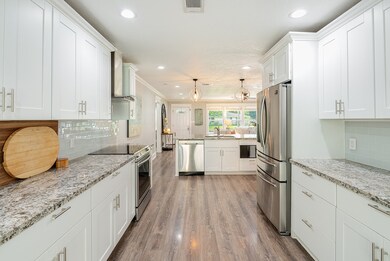 4630 Ella Blvd, Houston, TX 77018 - photo 5