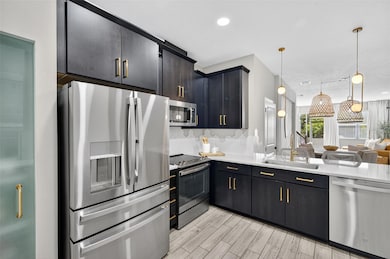 2419 Foggy Creek Cir, Clearwater, FL 33764 - photo 5