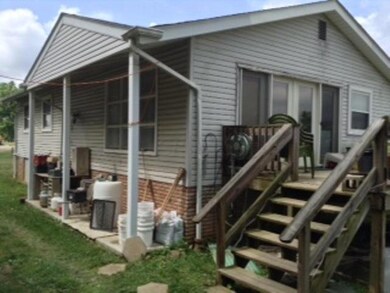 1026 E Front1