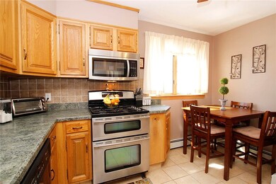 Eat in kitchen with ceramic floords