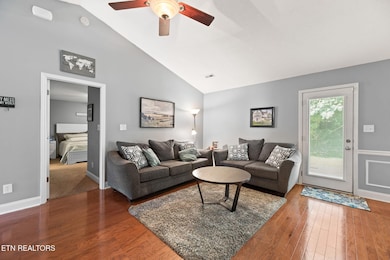 7-web-or-mls-CtsBnd5104 (15)