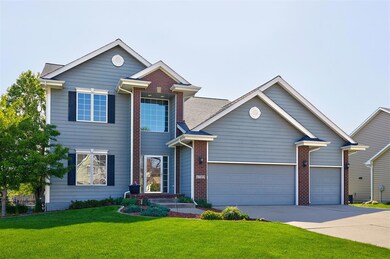 6709 Cheldon Ct, Johnston, IA 50131 - photo 2