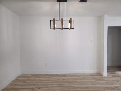 905 Ringold St, Houston, TX 77088 - photo 5