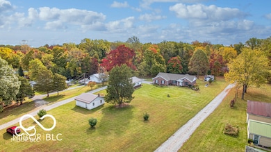 6991 N Baltimore Rd, Monrovia, IN 46157 - photo 3