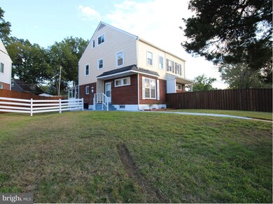 2207 Dartmouth Dr, Alexandria, VA 22307 - photo 2