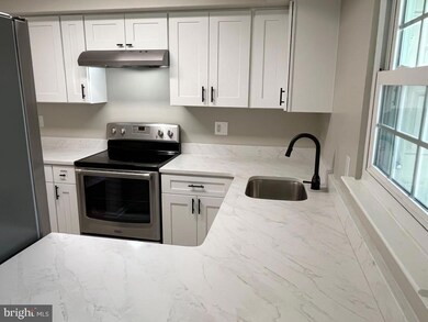 25013 Bennett Place, Southampton, PA 18966 - photo 4