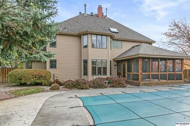 10206 Adams St, Omaha, NE 68127 - photo 4