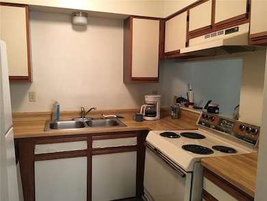 7911 Saint Charles Ave unit H, New Orleans, LA 70118 - photo 6