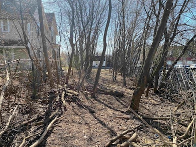 2221 W 3rd St, Duluth, MN 55806 - photo 5