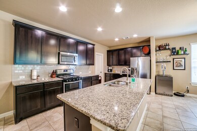 25714 Two Springs, San Antonio, TX 78255 - photo 2