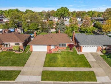 05-30657 Moulin Ave-5