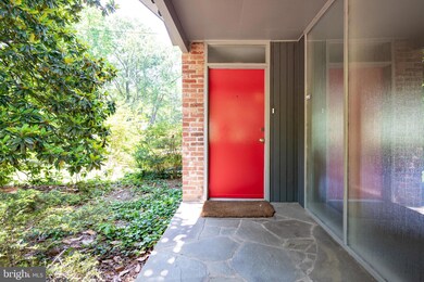 7414 Rebecca Dr, Alexandria, VA 22307 - photo 2