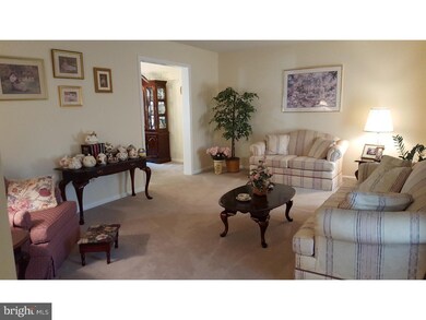 4570 Pharaoh St, Whitehall, PA 18052 - photo 5