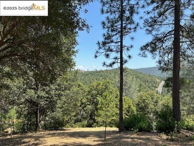 12064 Hillhurst Cir, Groveland, CA 95321 - photo 7