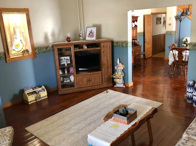 Living Room 3