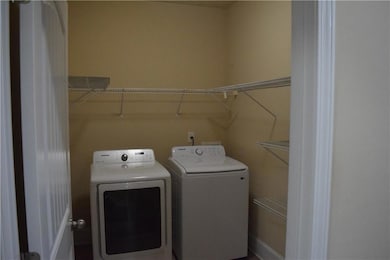 480 Meadow Hill Dr, Alpharetta, GA 30004 - photo 5