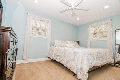 512 Pleasant St, Franklin, MA 02038 - photo 7