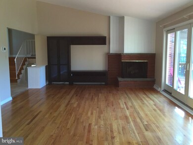 4654 Dartmoor Dr, Wilmington, DE 19803 - photo 3