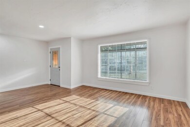 1210 Crestridge St, Ennis, TX 75119 - photo 4