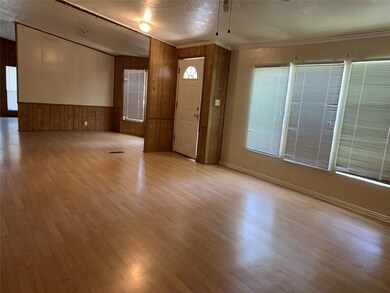 1314 Ashland Dr, Conroe, TX 77385 - photo 4