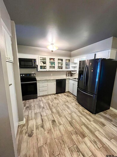 1601 Woodland Hills Dr, Tyler, TX 75701 - photo 3