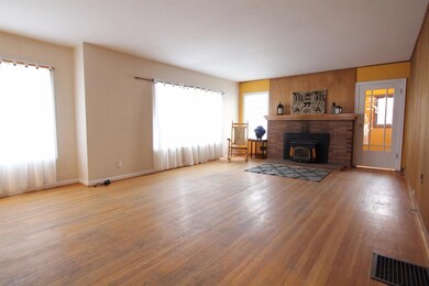 517 N 4th St, Klamath Falls, OR 97601 - photo 4