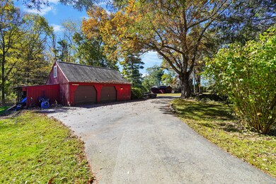 Detached 2-car garage