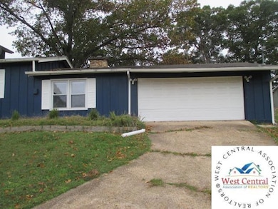 911 Georgene Rd, Camdenton, MO 65020 - photo 2