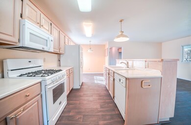 924 S Shasta Ave (8 of 40)