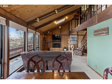 Living Room/Dining Room
