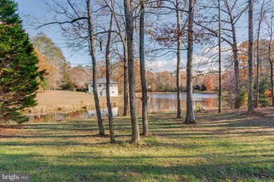 22891 Piney Wood Cir, California, MD 20619 - photo 5