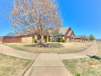 View of front of home featuring a front lawn