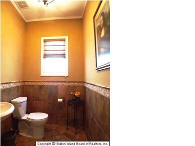 288 Mallory Ave, Staten Island, NY 10305 - photo 6