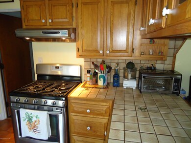 149 Warden Ave, Shavertown, PA 18708 - photo 4